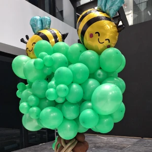 درخت بادکنکی