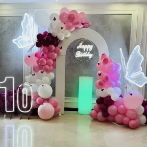 تم تولد پروانه