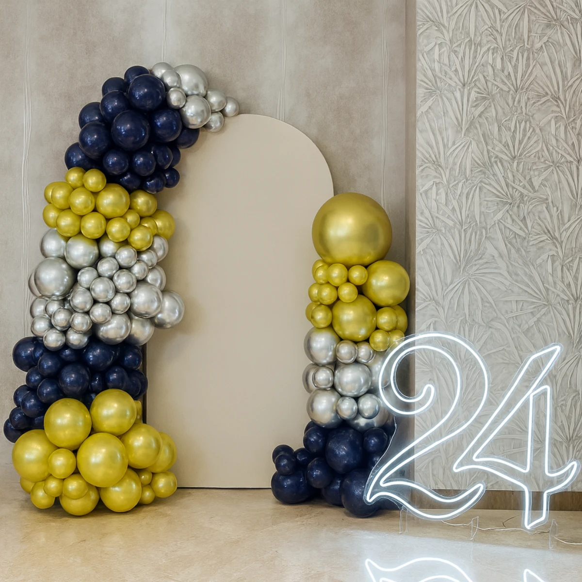 تم سرمه ای طلایی نقره ای