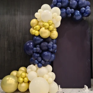 تم سرمه ای طلایی