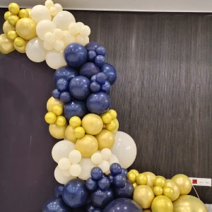 تم سرمه ای طلایی