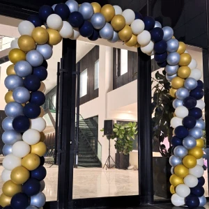 افتتاحیه سرمه‌ای طلایی