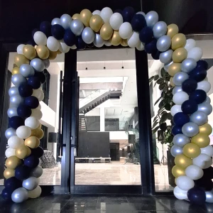 افتتاحیه سرمه‌ای طلایی