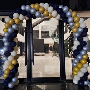 افتتاحیه سرمه‌ای طلایی